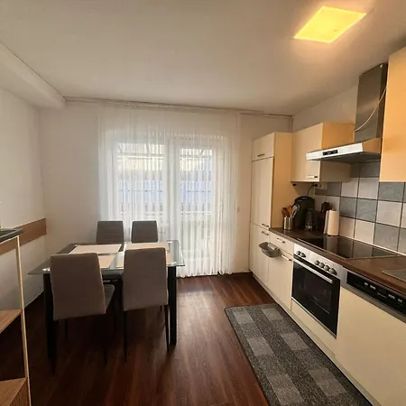 E&h Apartmán *